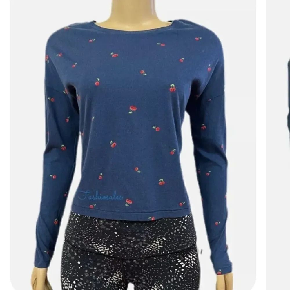 Victoria’s Secret PINK long sleeve Semi Crop top tee shirt cherry print blue